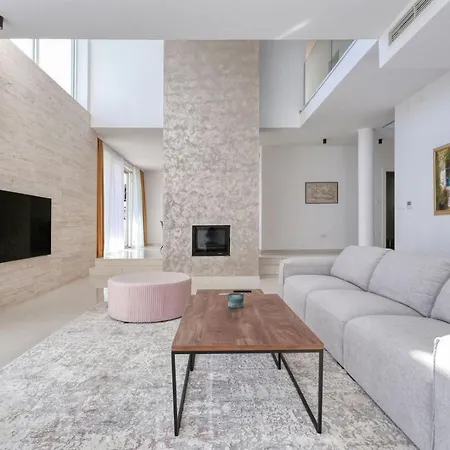 וילה Capan With Private Pool And Sea View *