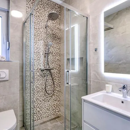 Capan With Private Pool And Sea View * Sveti Filip i Jakov