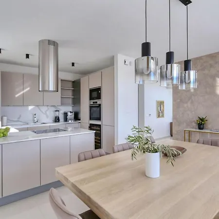 וילה Capan With Private Pool And Sea View