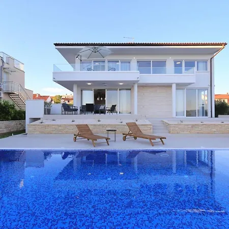 וילה Capan With Private Pool And Sea View סבטי פיליפ אי ג'קוב
