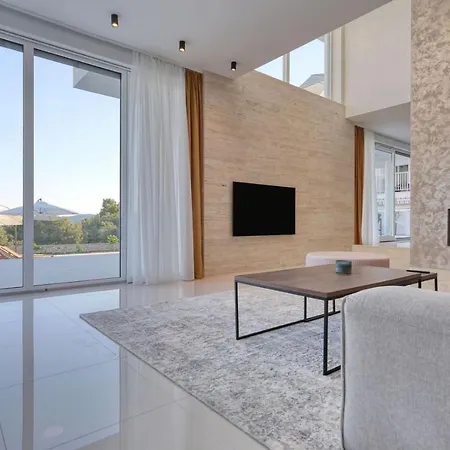Villa Capan With Private Pool And Sea View