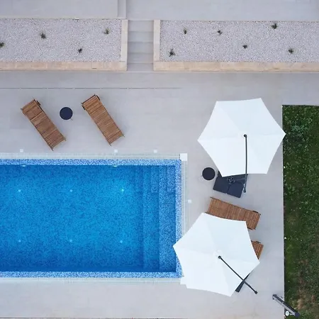 Villa Capan With Private Pool And Sea View
